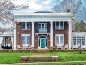aBeacon-of-Light-Men-Sober-Living-Gastonia-NC-Vanderburgh-House-300x225